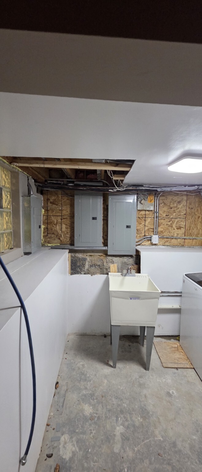 D&D Electric Services electrical project 16